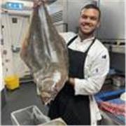 I’m a professional chef working at a one Michelin star restaurant. My lessons are aimed at anyone who wants to learn how to cook. From basic to fine dining recipes.