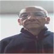 Profesor de Química básica y orgánica, con más de 15 años de experiencia. 
