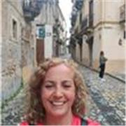 Tengo las herramientas que necesitan para aprender español. Me forme para hacer que tú aprendizaje sea agradable y significativo. 