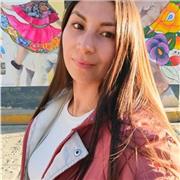 Profesor de biología imparte clases para edades a partir de los 12 años