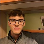 Studente universitario di economia offre lezioni private a ragazzi delle medie e superiori in matematica