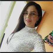 soy profesora de Filosofía y letras, doy clases totalmente teóricas