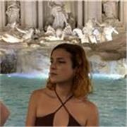Ciao! Mi chiamo Zara, sono una studentessa madrelingua in inglese. Cerco bambin*/ragazz* a cui dare ripetizioni a Milano