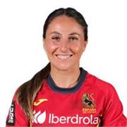 Profesora de inglés graduada en Estudios Ingleses y deportista olímpica de rugby, con amplia experiencia internacional.
