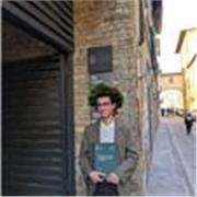 Laureato in lingue offre ripetizioni e aiuto compiti di lingua inglese