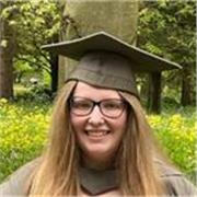 Online English Teacher looking for students from Secondary School age and upwards