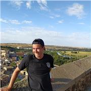 Estudiante de latín y amante de las le guas clásicas, lenguas que siguen teniendo influencia en nuestro día a día sin darnos cuenta