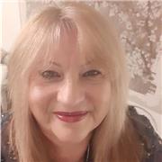 I am an experienced coach and mentor with excellent empathetic listening and communication skills