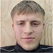 Personal con estudios y experiencia en el trato con chicos de 9 y 13 años.