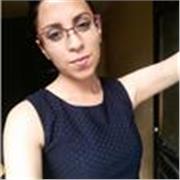 Profesora de psicología que imparten clases a niños y adolescentes