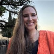 Spanish Tutor being able to provide lessons from young age to mature profiles