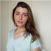 Se vuoi migliorare in latino, greco o italiano sei nel posto giusto. Ho conseguito il diploma di Liceo Classico con 94/100 e mi so