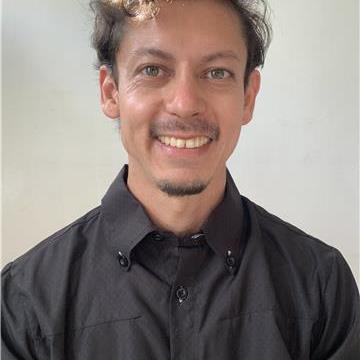 José