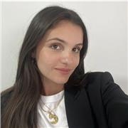 Profesora de refuerzo para niños y universitarios en Tenerife con varios años de experiencia.