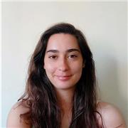 Profesora con el Grado de Educación Primaria con mención en Audición y Lenguaje. Doy clases y enseño técnicas de estudio.