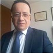 Profesor en Economía y Consultor Empresarial en finanzas