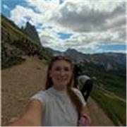 Professora de inglês com foco em aulas de conversação