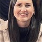 Profesora Ed básica con mención en matemática