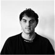 Sono un’artista laureato allo IED, giovane, intraprendente e con una base solita di Design !