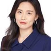 English tutor teaches students with all ages