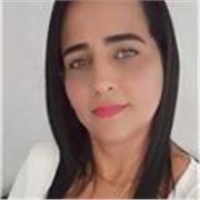 Profesor de lengua castellana niños pequeños y grandes 