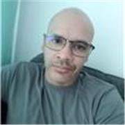 Ensinar a pessoas com dependência .,dedicando a los horarios.