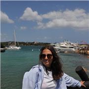 Laureata in scienze dell'educazione con esperienza come aiuto compiti e nel supporto allo studio (Udine)