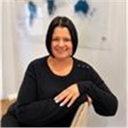 My name is Yvette, and I have been an English teacher for 20 years, with international teaching experience and training. 
