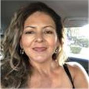 Maestra imparte clases de español desde cero a todas las edades