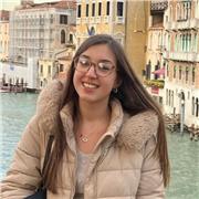 Laureata in Lingue con esperienza nell'insegnamento offre supporto per compiti scolastici