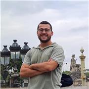 Graduado en Biotecnología con C1 en inglés se ofrece como profesor de apoyo para Inglés y asignaturas de ciencias