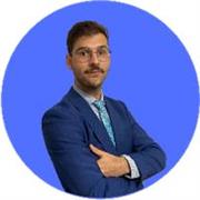 Apasionado y comprometido con él la enseñanza , actualmente consideró que la Educación financiera es esencial para todos.