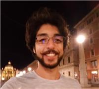 Studente di ingegneria impartisce lezioni di matematica