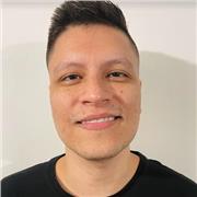 Profesional en Administración de empresas con énfasis en Marketing y ventas