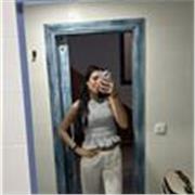 Me defino como una persona responsable, paciente y comprometida con el aprendizaje de mis alumnos. 