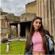 studentessa liceale con livello certificato b2