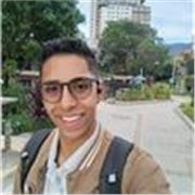 Soy salvavidas y cuento con 3 años de experiencia como socorrista. Ofrezco clases particulares de natación