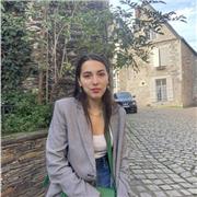 Etudiante en droit, je propose des cours adaptés à vos besoins.