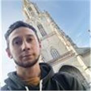 Profesor de Francés básico, conocimientos de los principios del verbo être y avoir. Me encuentro en Francia (+ )