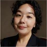 English teacher who will share knowledge with fun. 