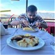 Passionate culinary enthusiast with visionary taughts and energy 
