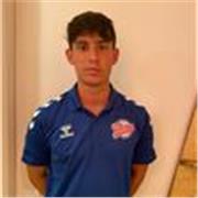 Estudiante de periodismo y entrenador de baloncesto que busca dar clases de repaso a alumnos de ESO y Bachillerato.