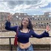 Spanish native young woman excited to teach basic Spanish for jobs, casual life, socializing and adjusting to the learner’s needs!