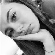 Soy una persona paciente, entusiasta y con una fuerte vocación de servicio. Destaco por mis habilidades comunicativas.