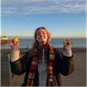 Native English and Dutch tutor living in London