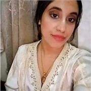 Titulada en Grado medio de gestión administrativa y grado superior de Comercio Internacional