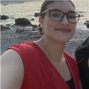 Doy clases de matemáticas e inglés para alumnos de primaria y secundaria.