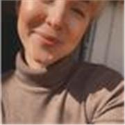 Online life coaching, with 10 years experience supporting students with wellbeing, motivation, and personal growth.