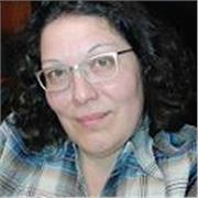 Profesora imparte clases a Primaria y Secundaria