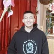 Enseñanza didáctica de matemáticas, geometría y física con estudiante de la UNAL enamorado de la docencia